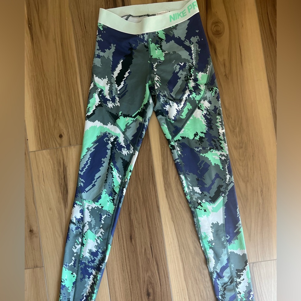 Nike pro hyperwarm legging